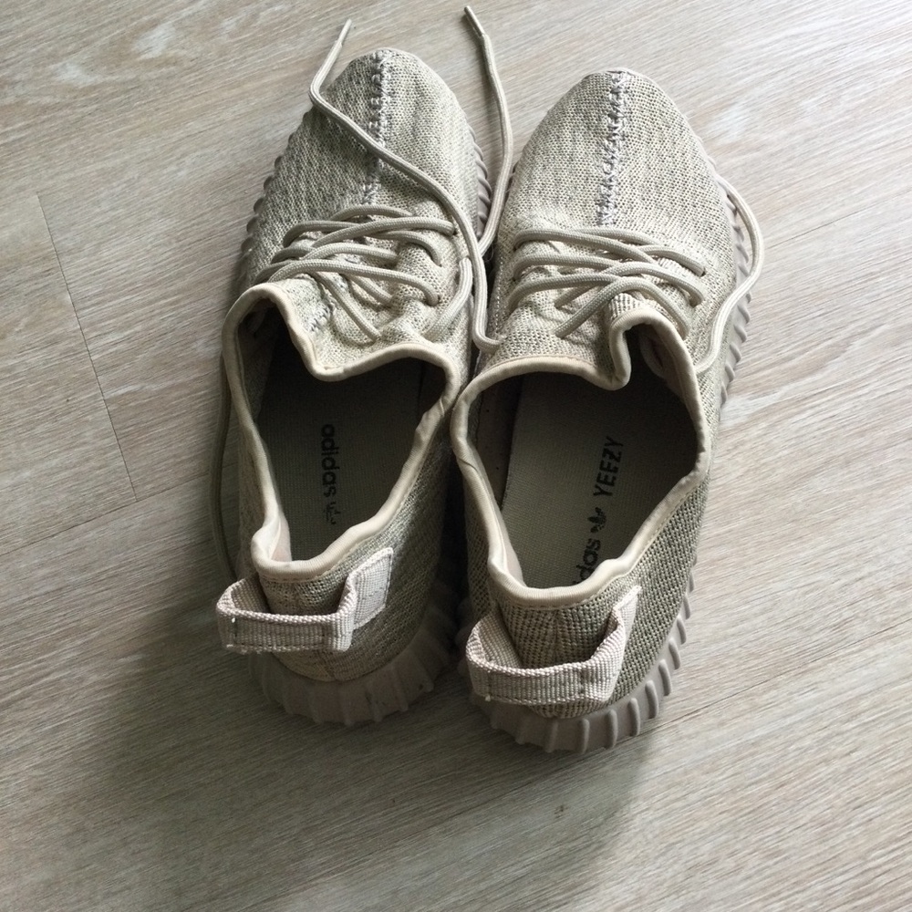 adidas Yeezy Men’s Knit Sneaker — Beige